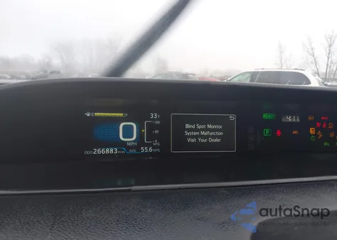 2019 Toyota Prius Le z USA, uszkodzony, nr VIN JTDKARFU0K3096587